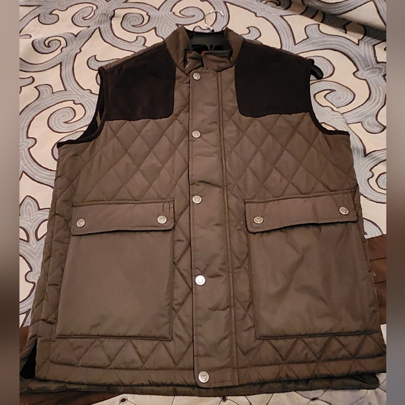 SOLD!!! $195 Daniel Cremieux Quilted Vest, Olive, Medium, NWT& Free Shipping - Picture 3 of 12